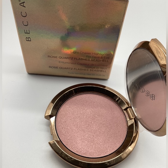 โค๏ธHOST PICKโค๏ธ Becca Light Chaser Highlighter in Rose Quartz Flash Seashell BNIB - Picture 8 of 16